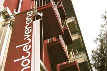 2006 Hotel Verona - Verona - interni e facciate esterne (Sikkens)