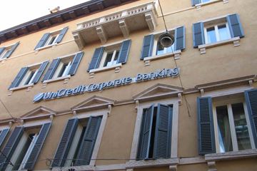 2008 Sede Unicredit via Garibaldi  Verona - intonaci decorativi (La Calce del Brenta)